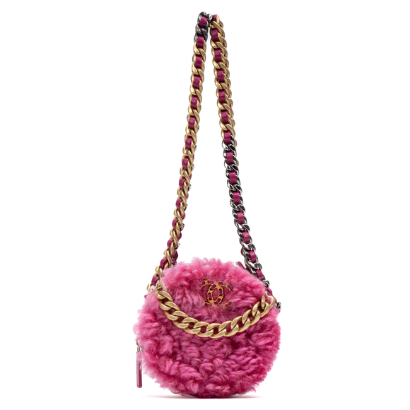 Chanel Handbags - Chanel 19 Round Chain Clutch